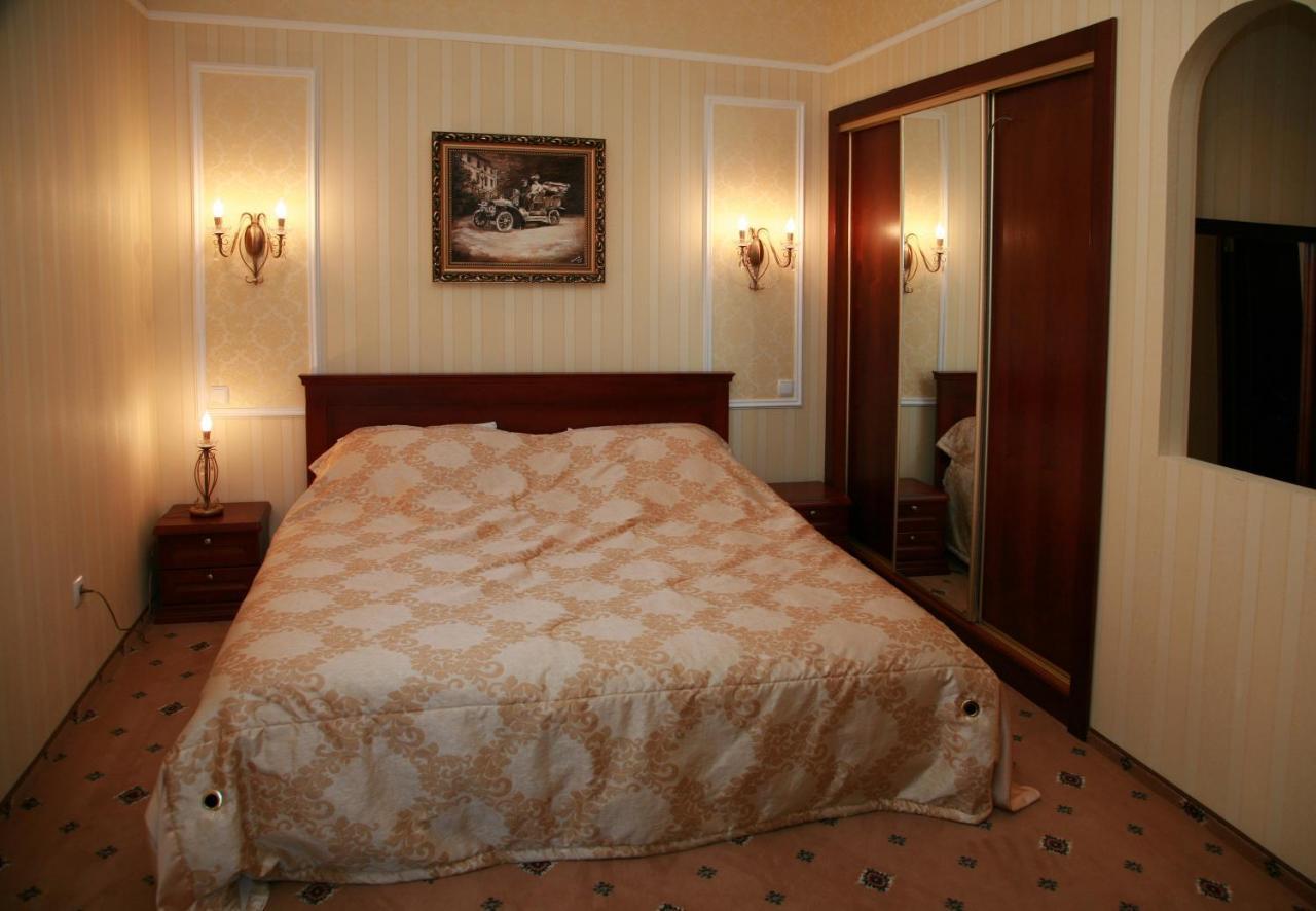 Optima Collection Park Hotel Ivano-Frankivsk Esterno foto