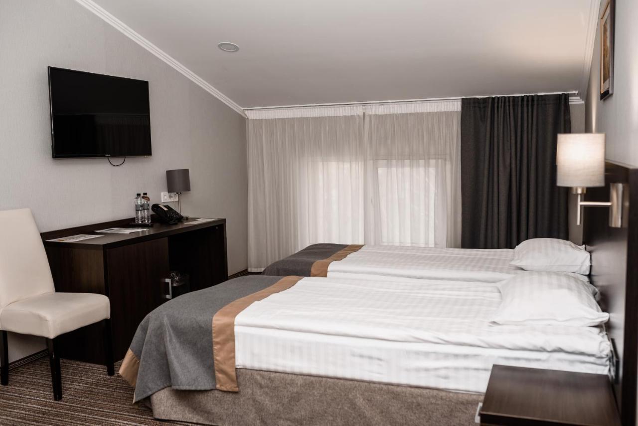 Optima Collection Park Hotel Ivano-Frankivsk Esterno foto