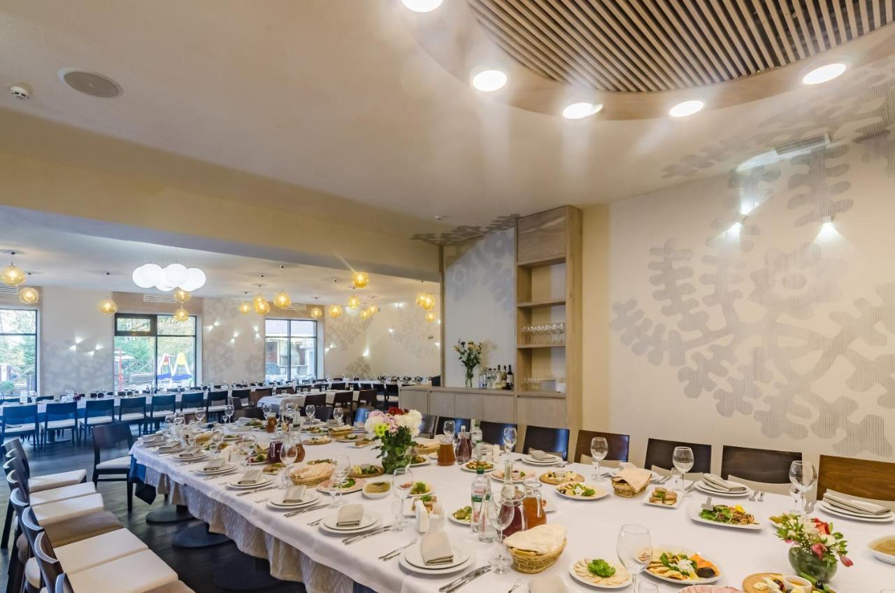 Optima Collection Park Hotel Ivano-Frankivsk Esterno foto